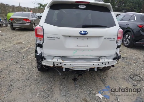 2017 Subaru Forester 2.5I Touring z USA, uszkodzony, nr VIN JF2SJAWC6HH436816